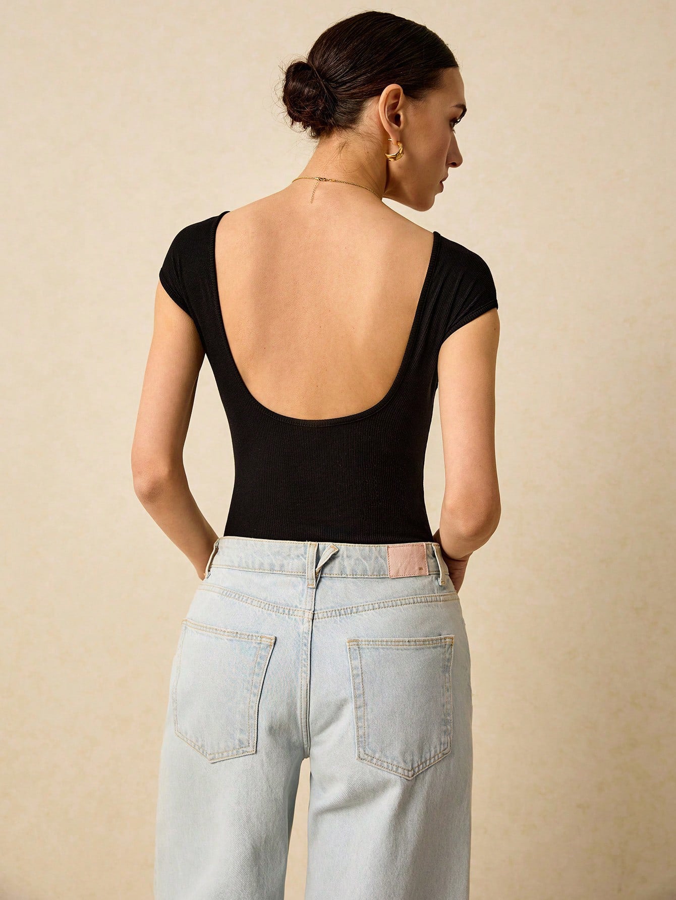 Black Ribbed Square Neck Cap Sleeve Bodysuit