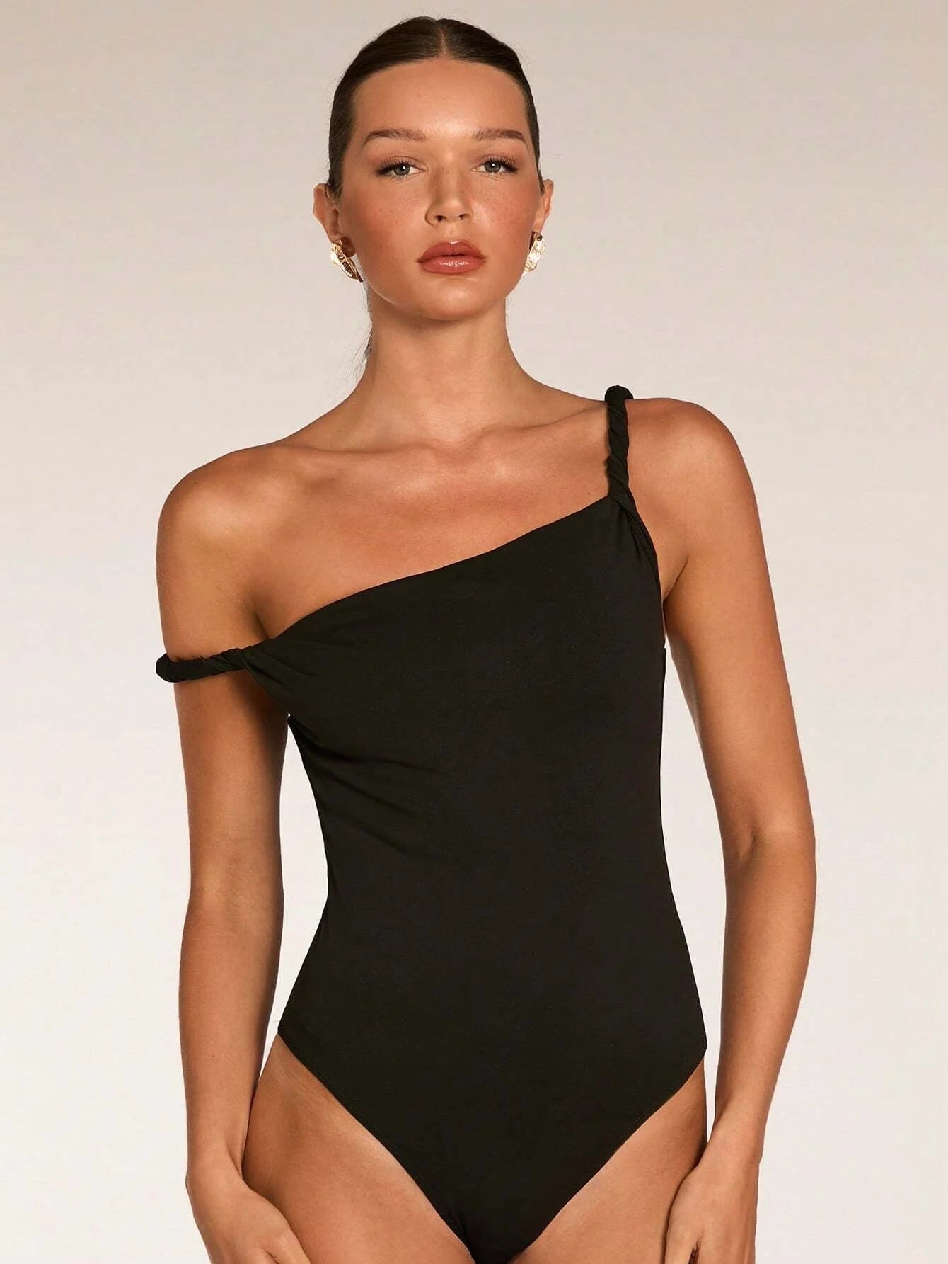 Women's One-Shoulder Twist Strap Bodysuit