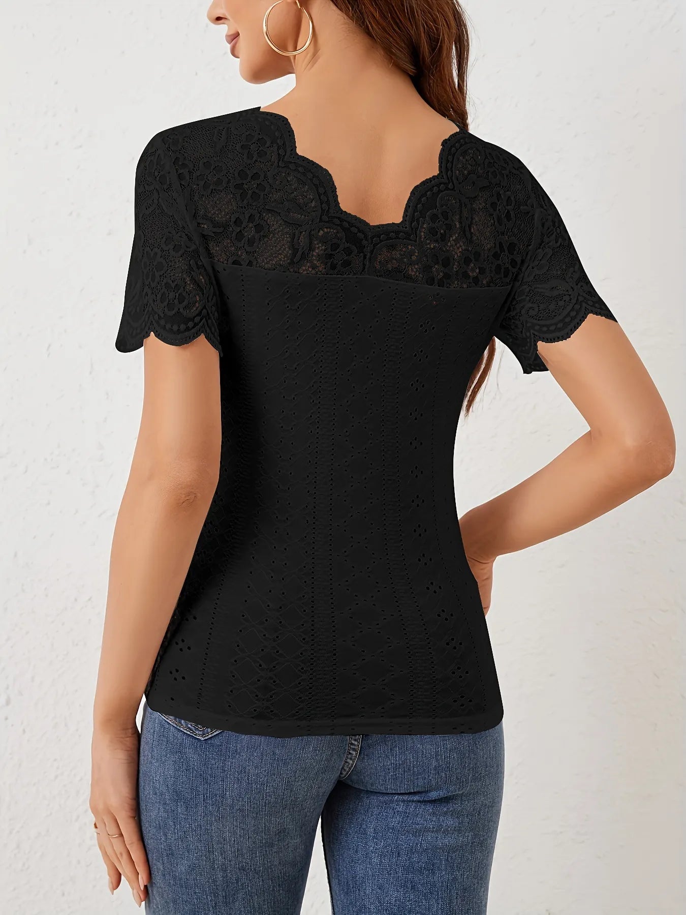 Elegant Lace Sweetheart Top
