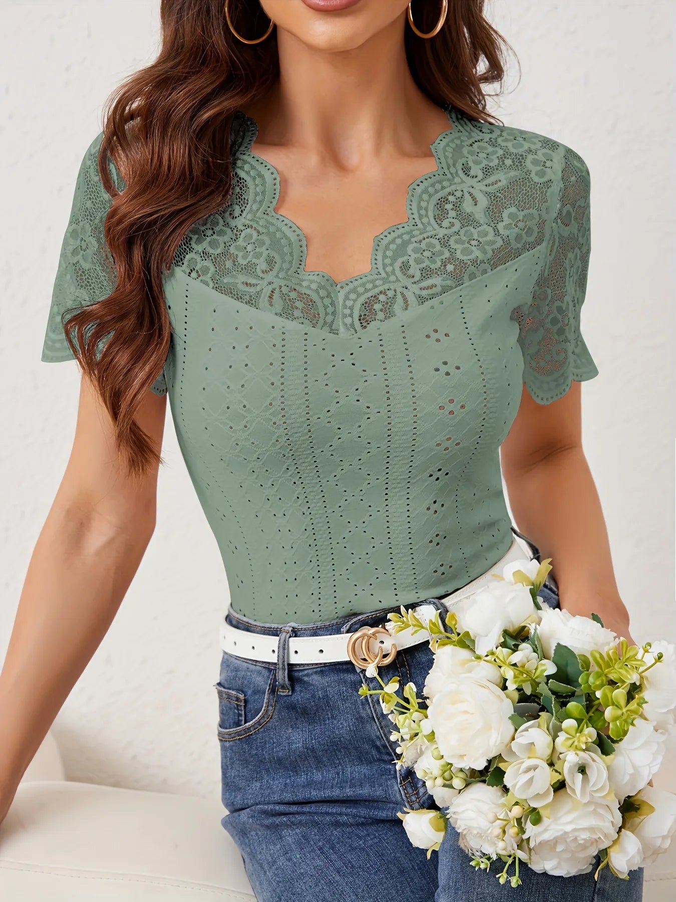 Elegant Lace Sweetheart Top