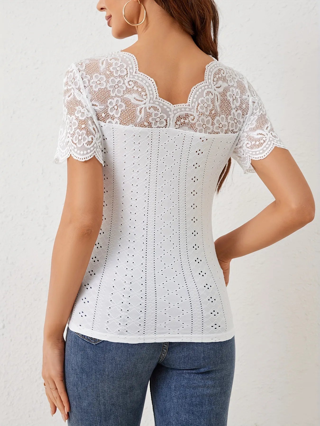 Elegant Lace Sweetheart Top