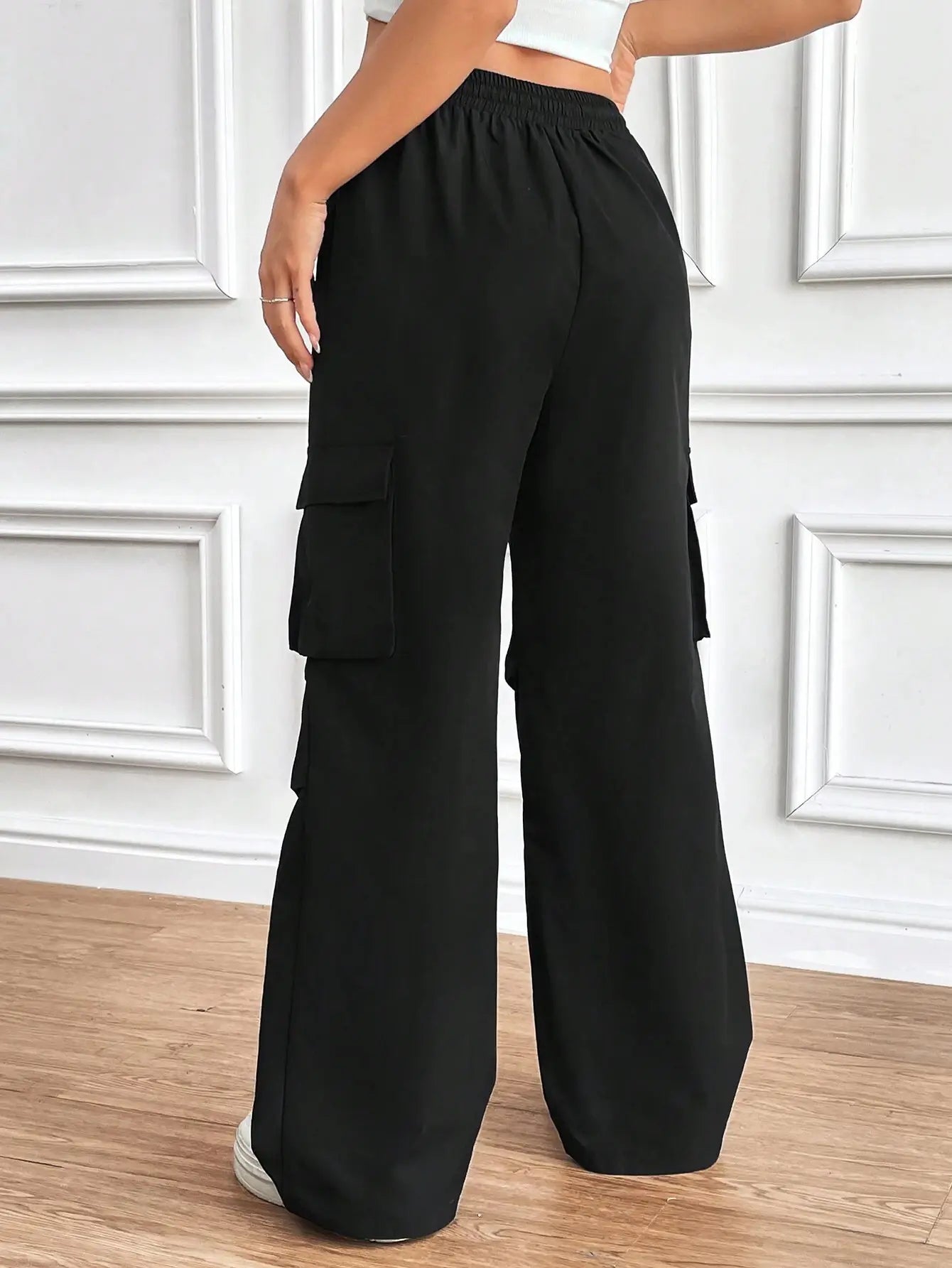 Women's Drawstring Wide-Leg Cargo Pants