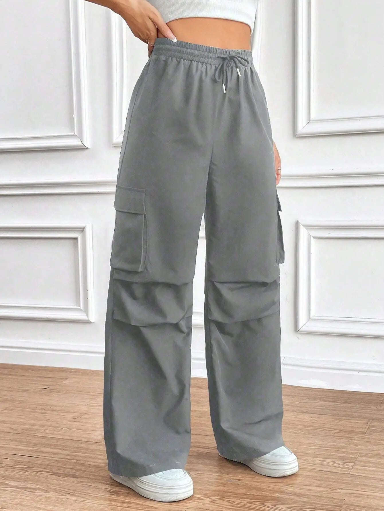 Women's Drawstring Wide-Leg Cargo Pants