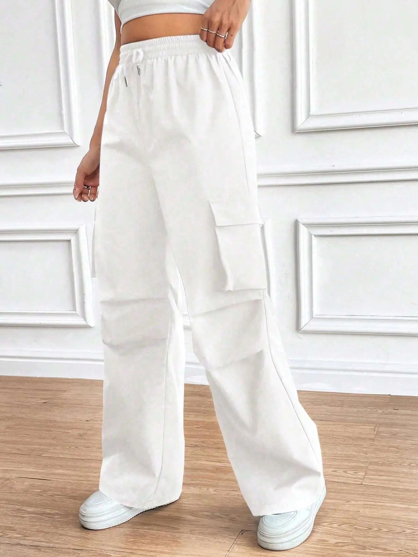 Women's Drawstring Wide-Leg Cargo Pants