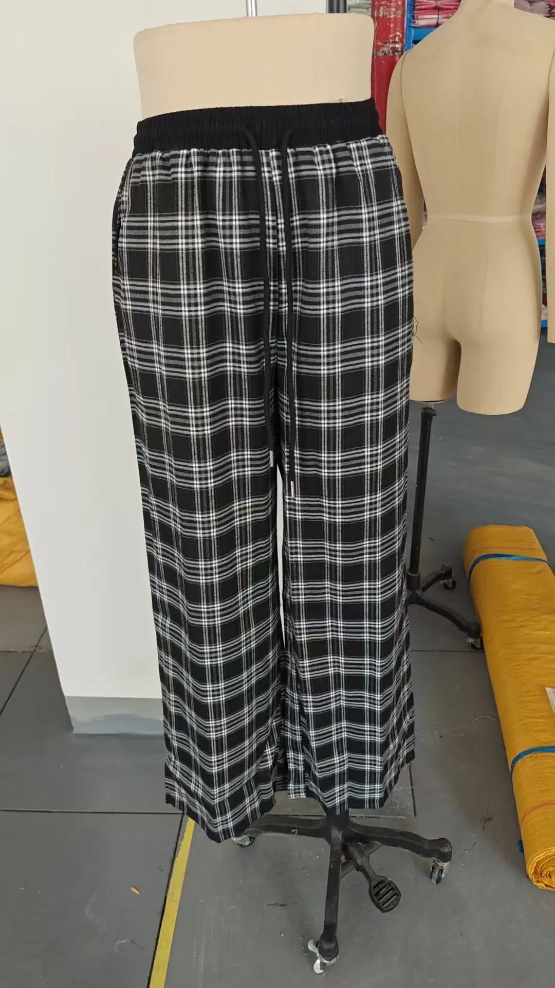 Women's Plaid Drawstring Wide-Leg Lounge Pants